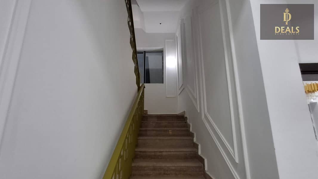 33 d208d48e-9b6c-4ba0-9f9b-8d12058b762d. jpeg