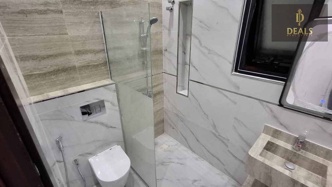 40 fd1e3d0e-a9c7-4485-988e-43b6f15c5810. jpeg