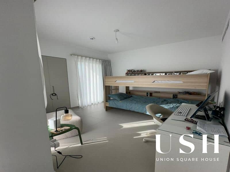 4br+maid's | Close to lazy river and gym | Upgraded backyard - Image 17