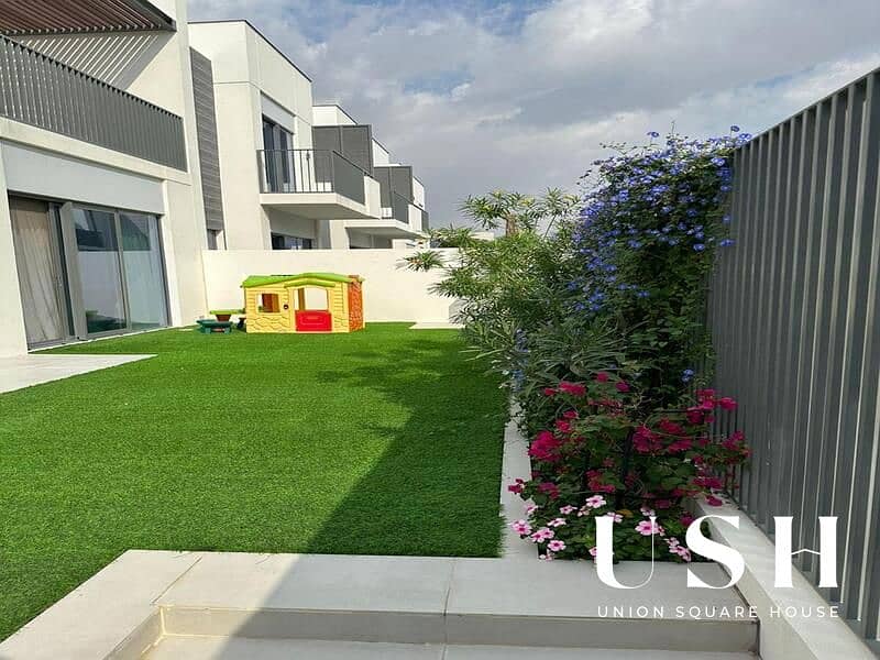 4br+maid's | Close to lazy river and gym | Upgraded backyard - Image 18