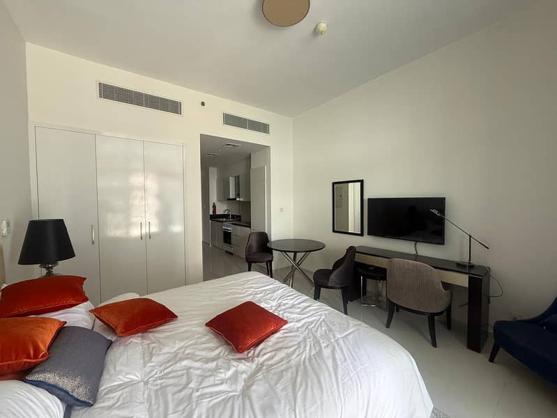 GOLF COURSE COMMUNITY LIVING / SPACIOUS STUDIO / DAMAC HILLS