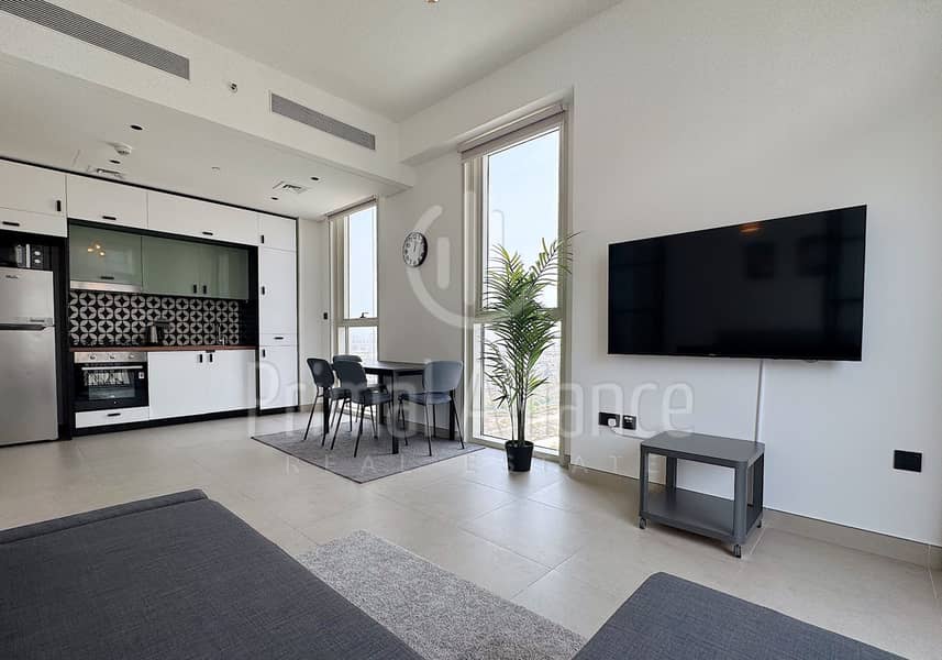 Corner Unit | Burj and Pool View | Furnished