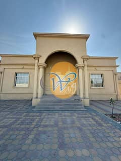 فيلا كبيرة للإيجار | 4 غرف نوم | الظيت