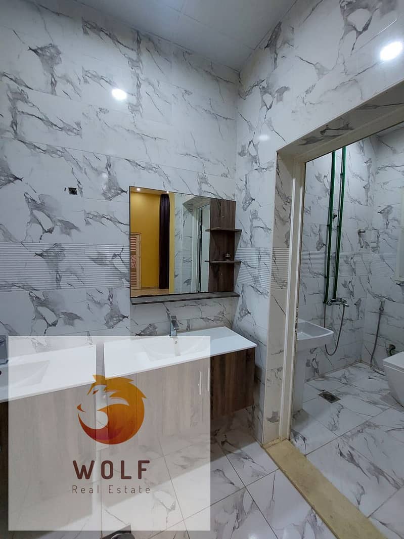 11 1000649730. jpg