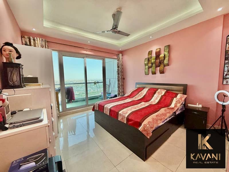 2 Bedroom Apartment comes with 2 Parking I Well Maintained I Fully Upgraded l Vacant on Transfer - Image 6