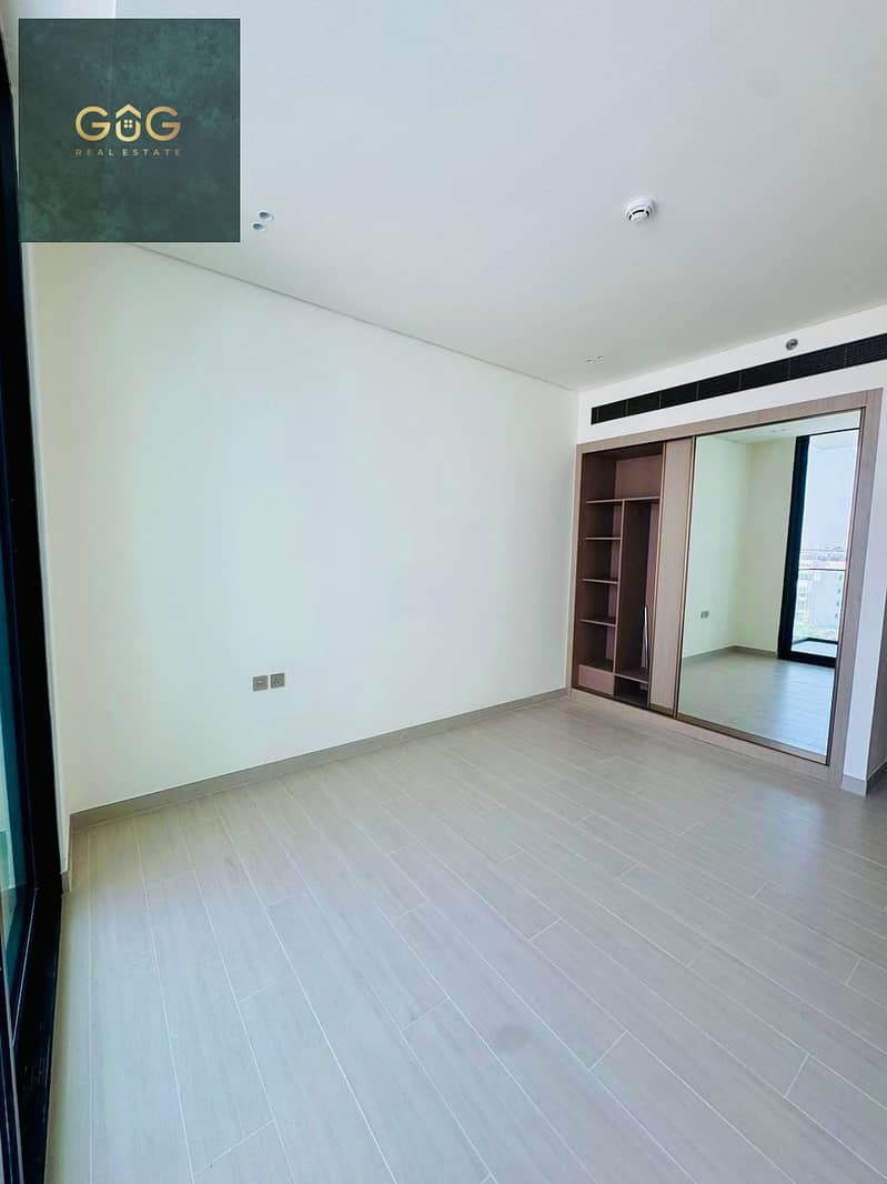 Ready to Move in l Brand New l Pool and Park View - Image 21