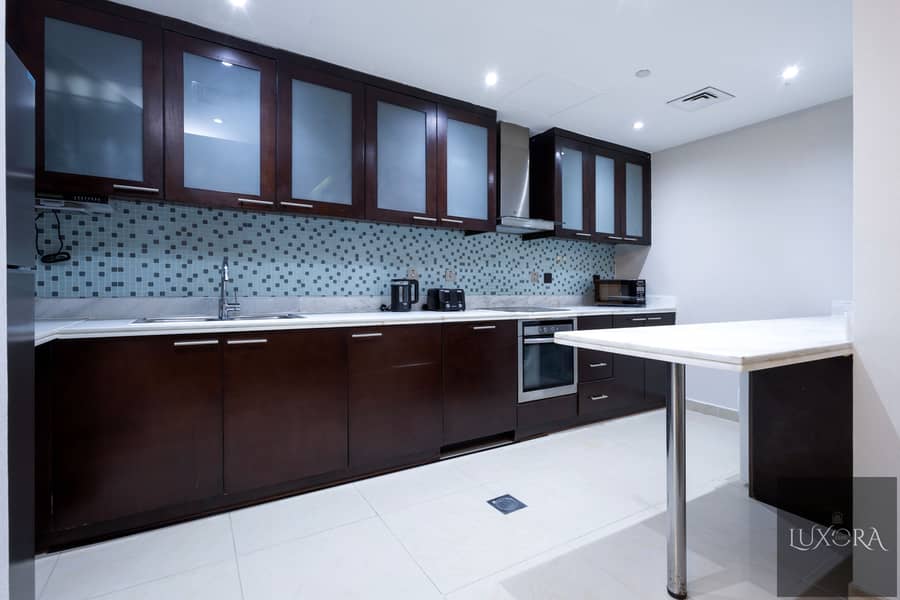 Stylish 2BR in Ubora Tower, Business Bay | Wide Balcony | Pool & Gym