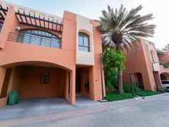 فیلا في قرية القرم،ربدان 5 غرف 320000 درهم - 13149278