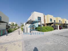 فیلا في مدينة الشارقة المستدامة،الشغرافة 1،الرحمانية 3 غرف 140000 درهم - 13293061