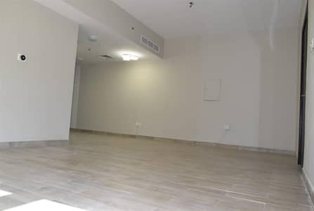 Fully Upgraded with Smart Energy Thermostat Energy Saver 3 Beds Duplex Fully Upgraded with Smart Energy Thermostat Energy Saver 3 Beds Duplex