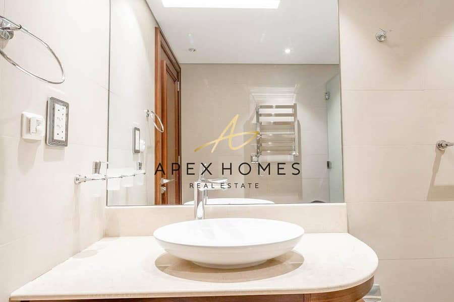 Fully Upgraded | Sea Views | Vacant - Image 20