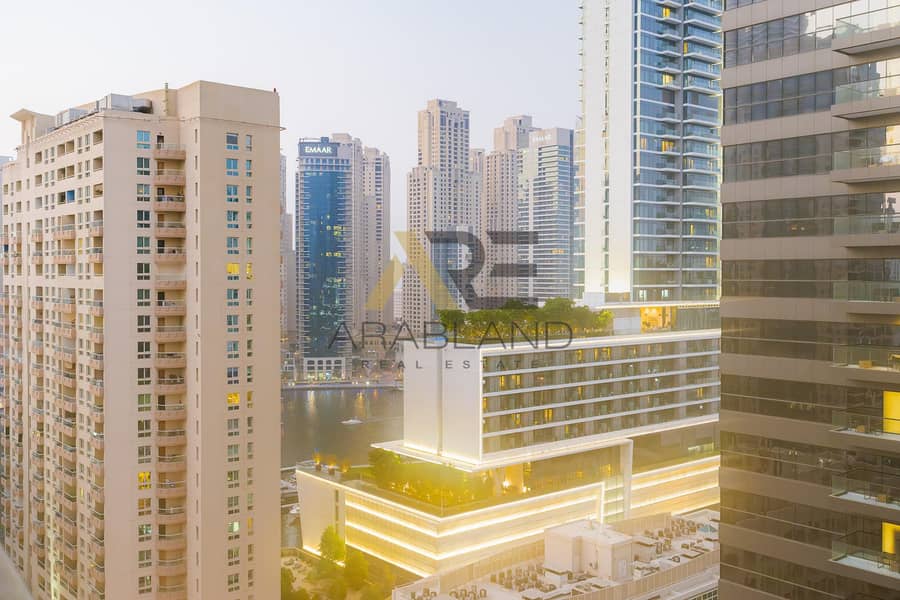 Close to Metro | Prime Location | Ready to Move-in - Image 8