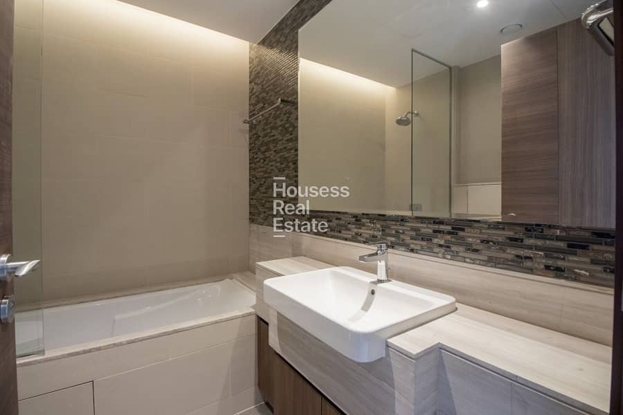 Best Deal | Burj View | Vacant | High Floor - Image 24