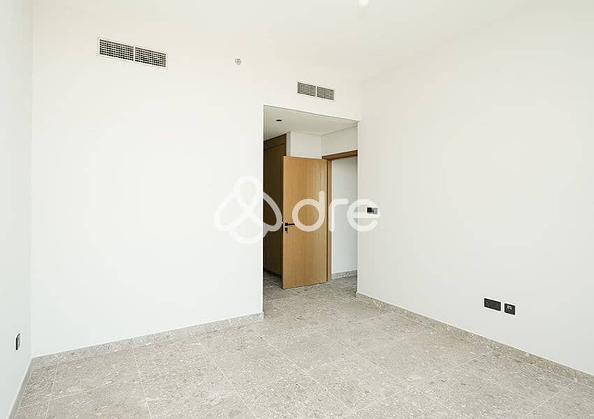 Brand New | Burj Al Arab View | Ready to Move in - Image 7