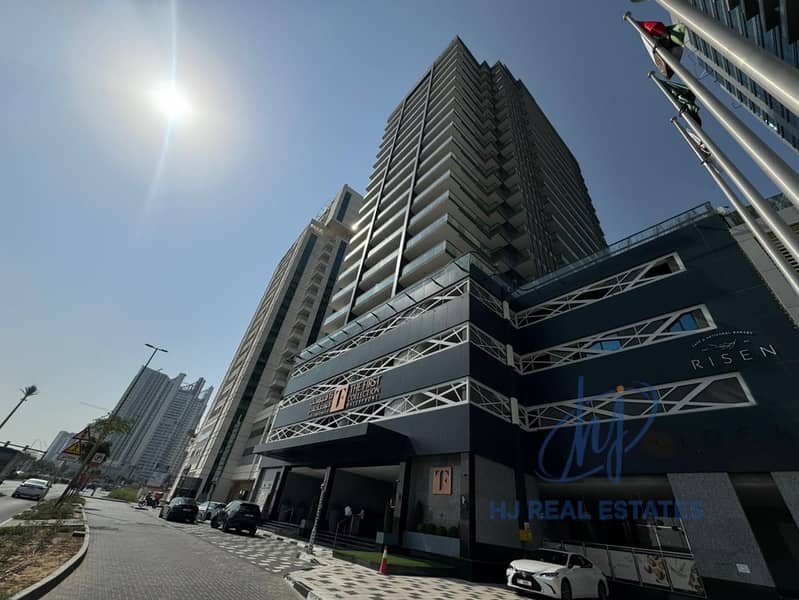 Elegant Sea-View Apartment in Dolphin Tower