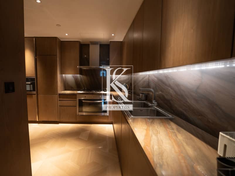 Ultra-Luxury 3BR + Maid | Fully Serviced Living - Image 9