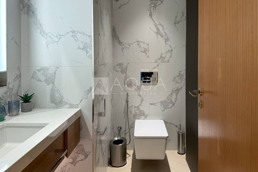 Fully Furnished | Mid Floor | City & Sea View - Image 10