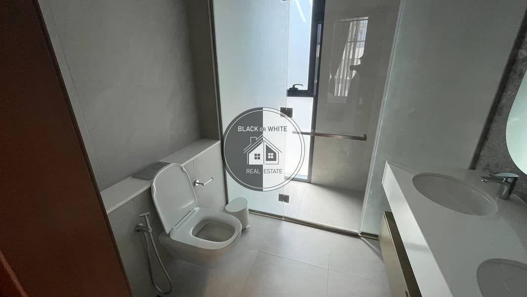 14 IMG-20251118-WA0132. jpg