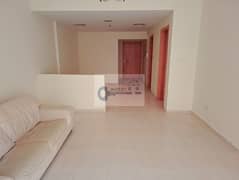 Close Kitchen+Store One Bedroom Close to Mall