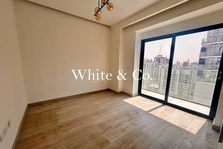 1 Bedroom Flat for Sale in Jumeirah Village Circle (JVC), Dubai - High Floor unit | Great Location | PHPP