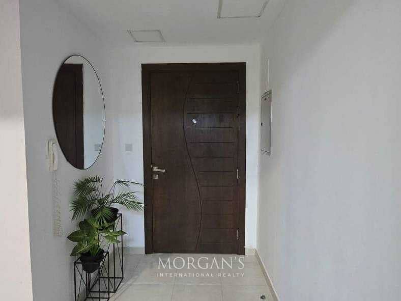 1 BR Unit | Best Layout | Closed Kitchen