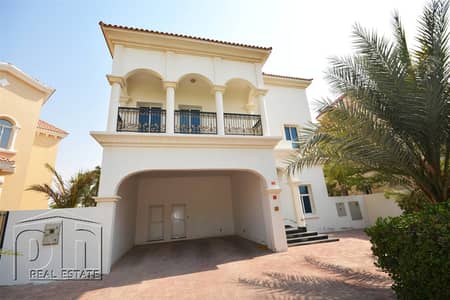 Custom Built Villa In Great Hacienda Location Custom Built Villa In Great Hacienda Location
