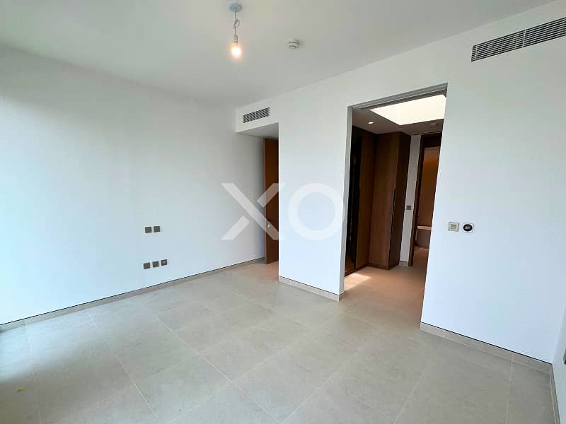 CORNER VILLA | LANDSCAPED | VIEW TODAY