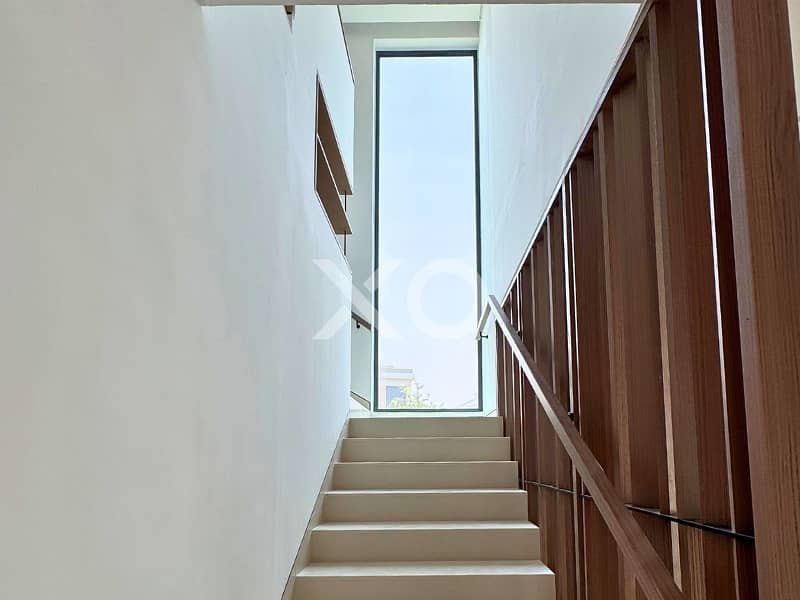 CORNER VILLA | LANDSCAPED | VIEW TODAY - Image 8