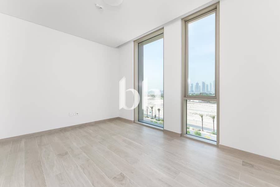 Move In Ready | Unfurnished | With Maids Room | - Image 9