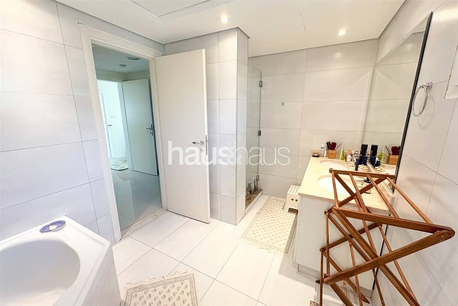 Upgraded | Beautiful villa | Very well maintained - Image 7