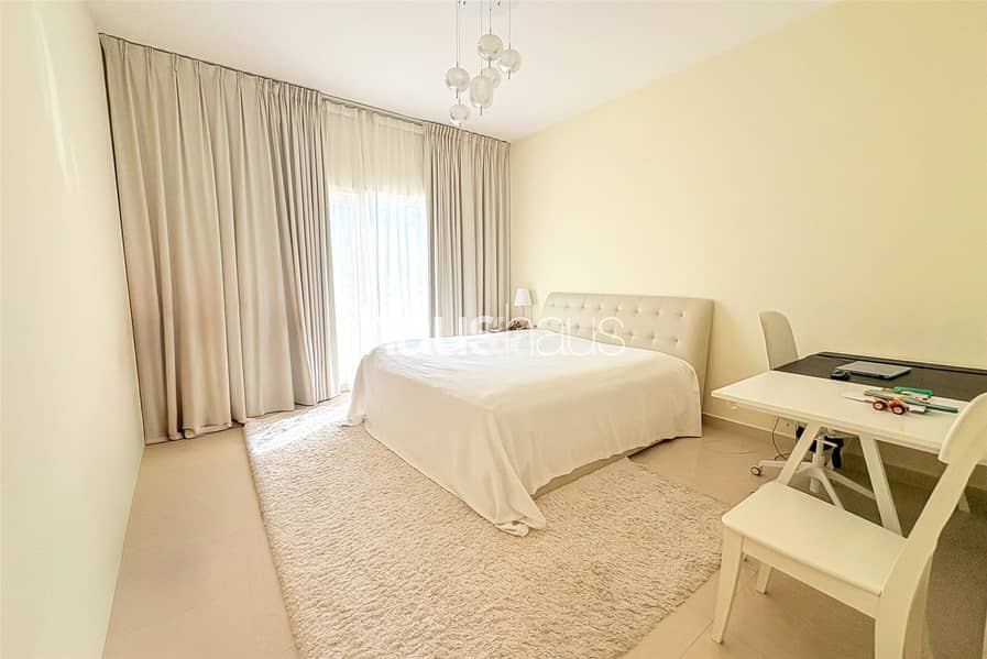 Upgraded | Beautiful villa | Very well maintained - Image 9