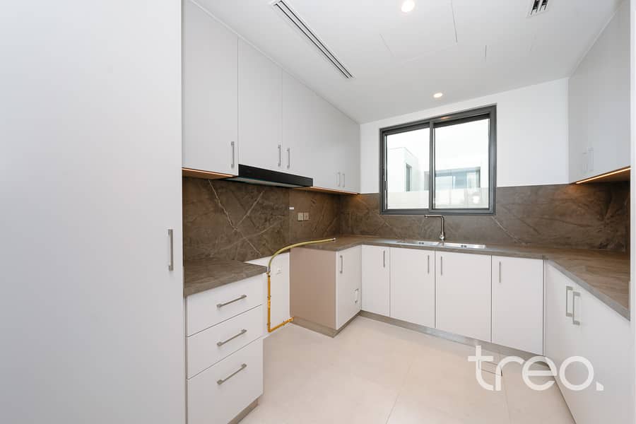 Pool and Park Views | Brand New | Be the First - Image 8