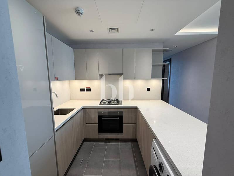 Fully Furnished |Stunning 2 Bedroom |Move In Ready