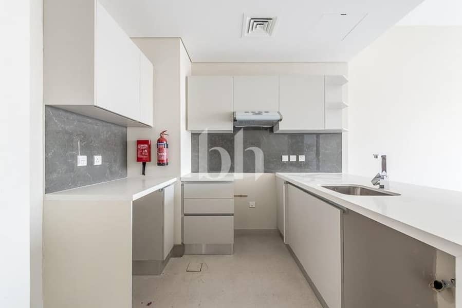 Move in Ready | Burj View |One Bed Spacious Layout