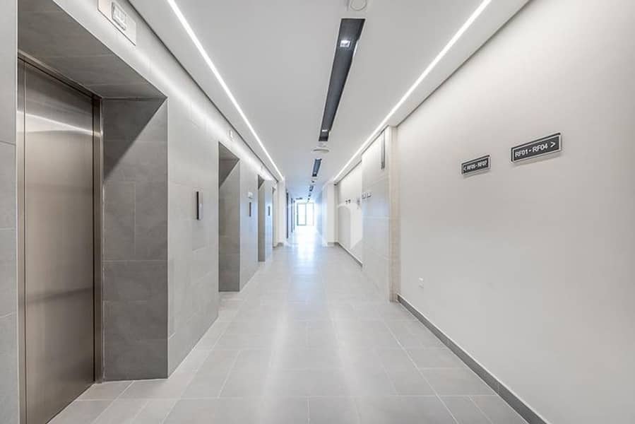 Move in Ready | Burj View |One Bed Spacious Layout - Image 12