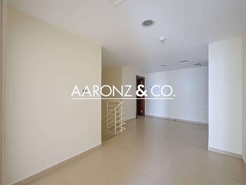 Vacant | Spacious | Best Golf View | Duplex - Image 10