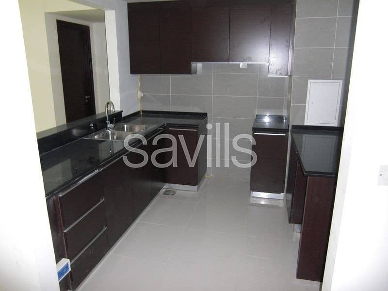 5 Spacious two bedroom apartment on high floor for only 90k