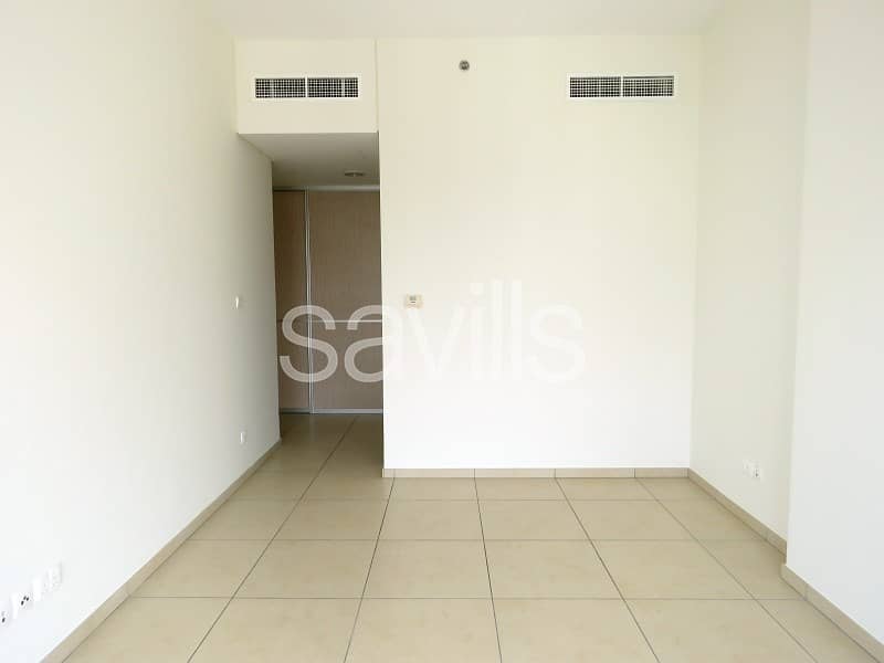 6 Stunning 3 bedroom apartment near ADNEC for 4 cheques