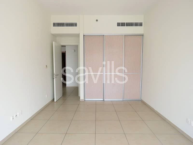 8 Stunning 3 bedroom apartment near ADNEC for 4 cheques