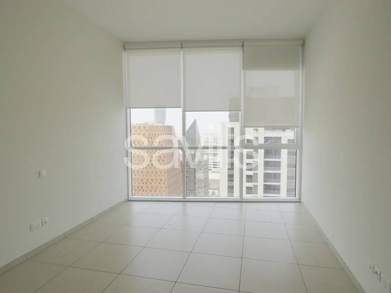 9 Stunning 3 bedroom apartment near ADNEC for 4 cheques