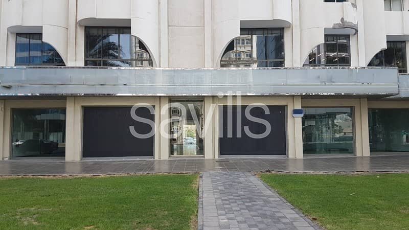Highly Visible Showroom in Abu Dhabi City Highly Visible Showroom in Abu Dhabi City