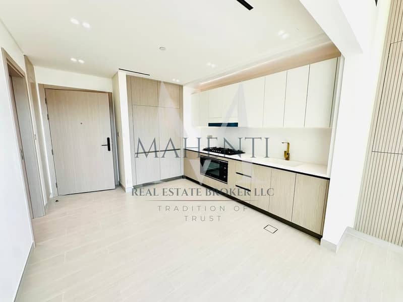 BRAND NEW | FIRST TENANT | LUXURIOUS | SPACIOUS | PARKING | BIG BALCONY - Image 7