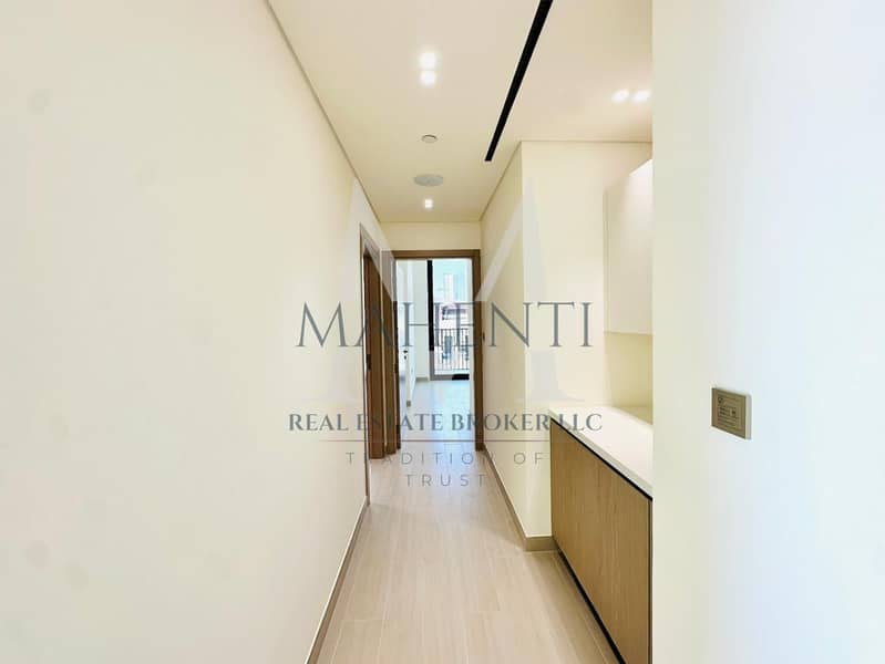 BRAND NEW | FIRST TENANT | LUXURIOUS | SPACIOUS | PARKING | BIG BALCONY - Image 10