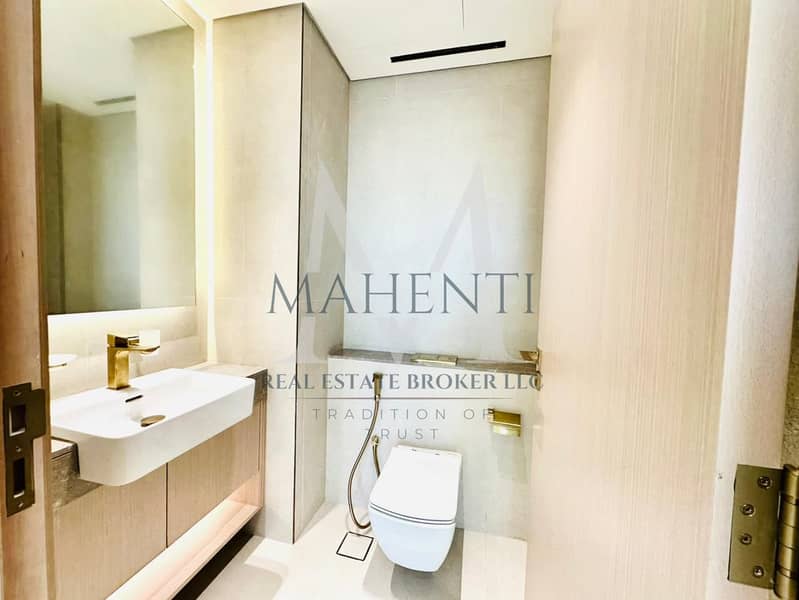 BRAND NEW | FIRST TENANT | LUXURIOUS | SPACIOUS | PARKING | BIG BALCONY - Image 16