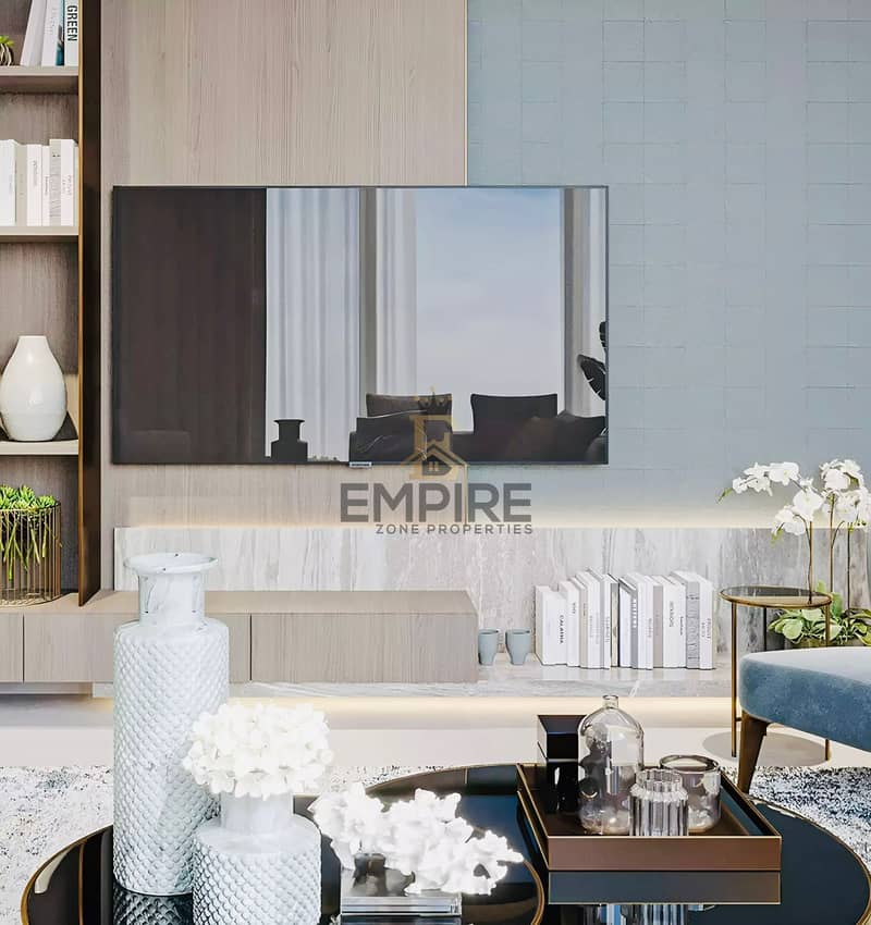 Distressed deal / Brand New / Modern Finishing / Spacious