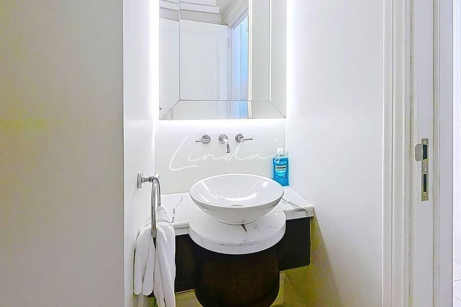 LUX Lifestyle | Furnished | Burj Khalifa Views - Image 23