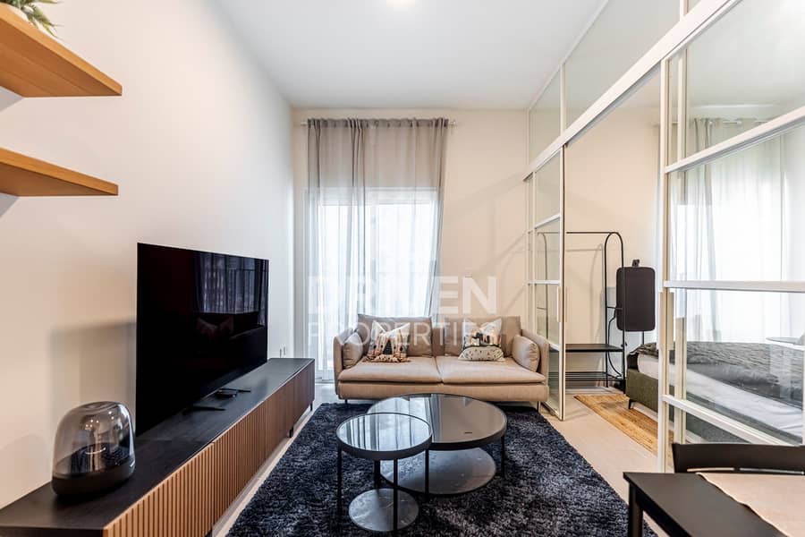 Golf Side View | High Floor | Elegant Living