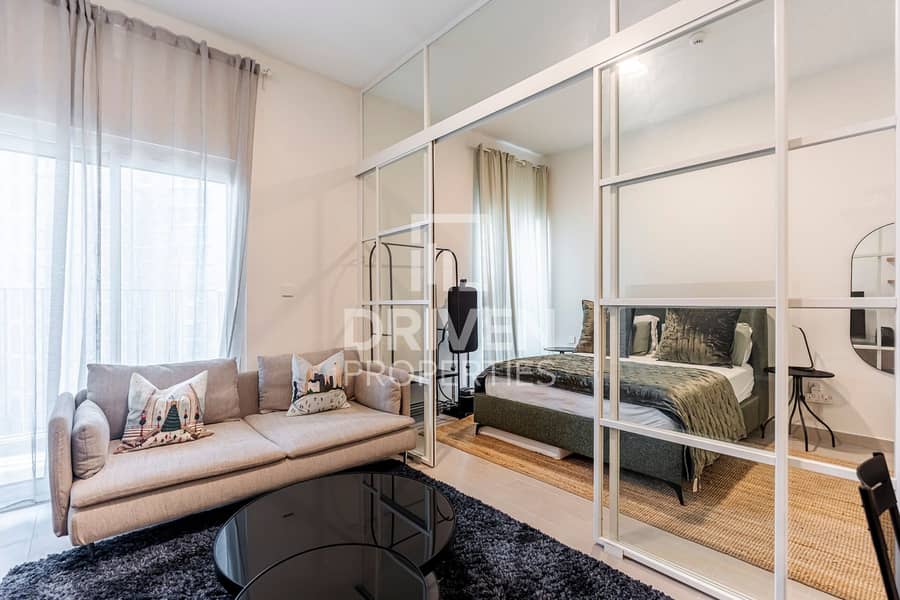 Golf Side View | High Floor | Elegant Living