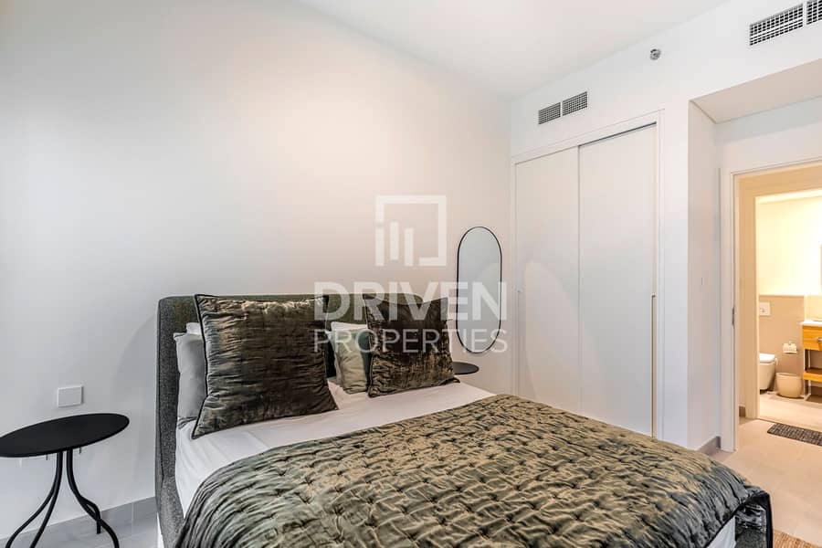 Golf Side View | High Floor | Elegant Living - Image 7