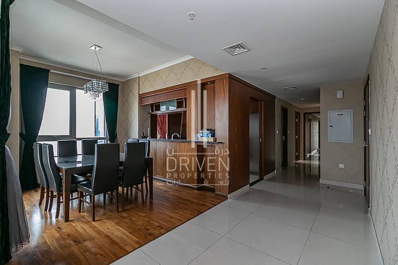 Huge Layout Apartment | Excellent Location